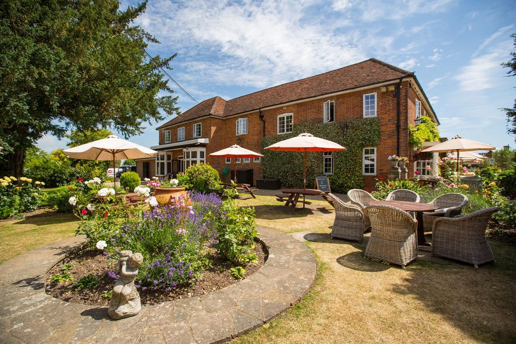 ריקסמנסוורת' Bedford Arms Hotel מראה חיצוני תמונה