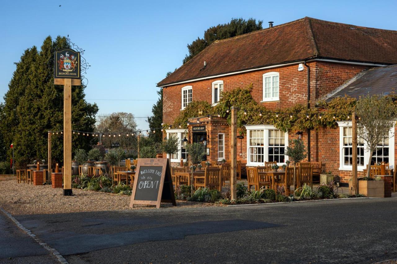 ריקסמנסוורת' Bedford Arms Hotel מראה חיצוני תמונה